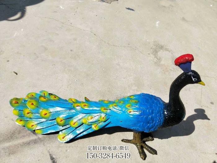 常州彩绘孔雀雕塑制作选用,景区案例,动物美陈雕塑 常州彩绘孔雀雕塑制作选用,景区案例,动物美陈雕塑